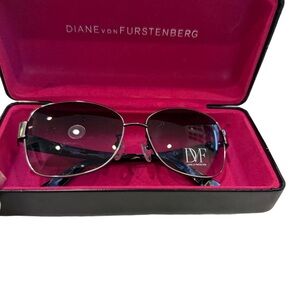 Diane Von Furstenberg Sunglasses Silver Frame Blue Lenses W/Box NEW DVF-819S